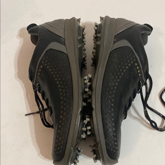 Ecco Men's Black Golf Shoes Size 7.5 (38) - Picture 11 of 12